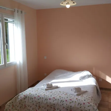 Сasa de vacaciones Charming House With Garden And Terrace *